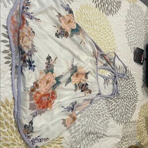 Free People White and Purple Tank Top with Floral Design